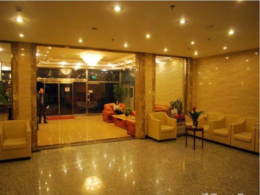 Beijing Silvery Ocean Hotel Shunyi Екстер'єр фото